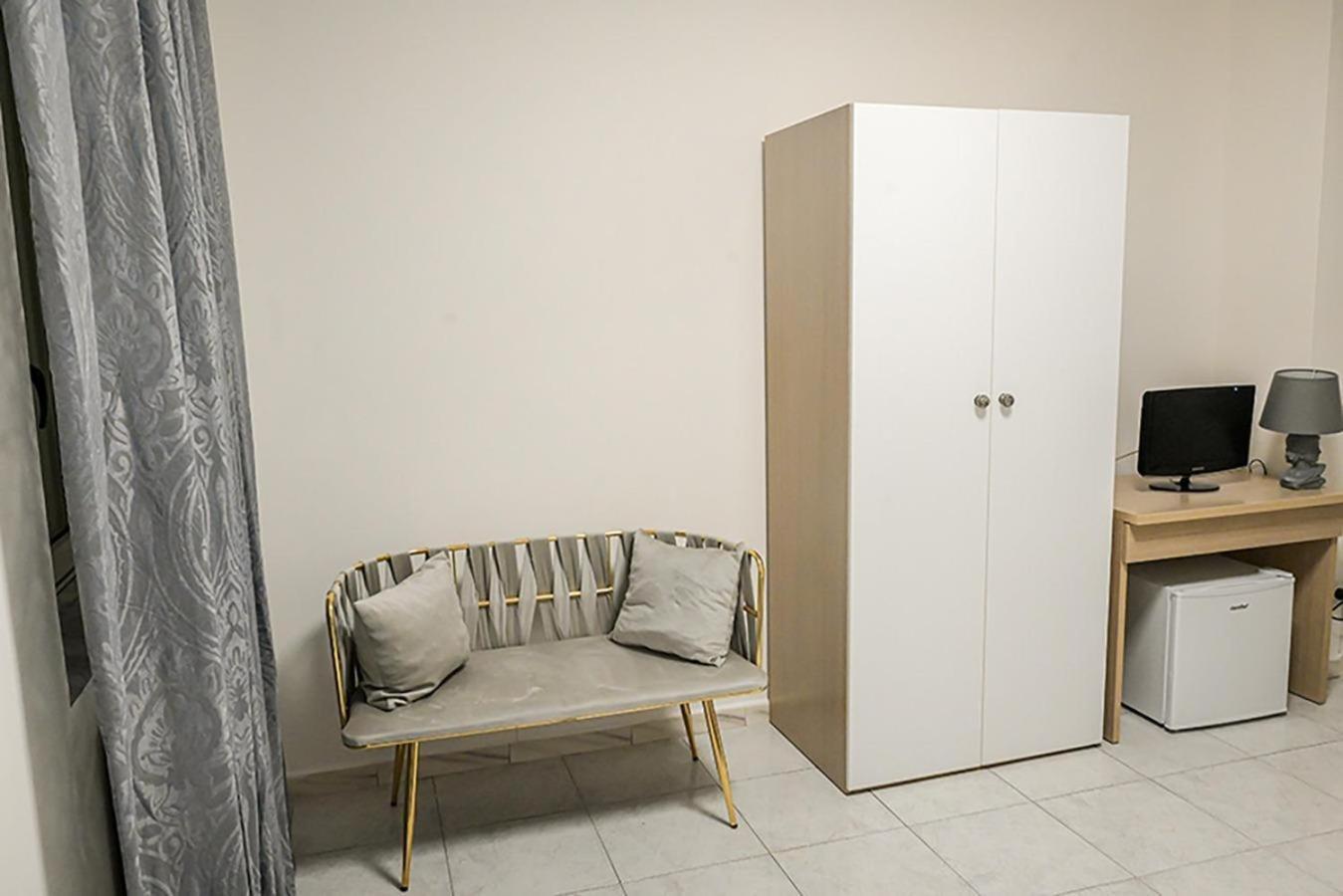 Suisse Hotel Caserta Luaran gambar