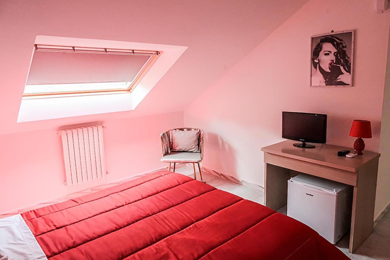 Suisse Hotel Caserta Luaran gambar