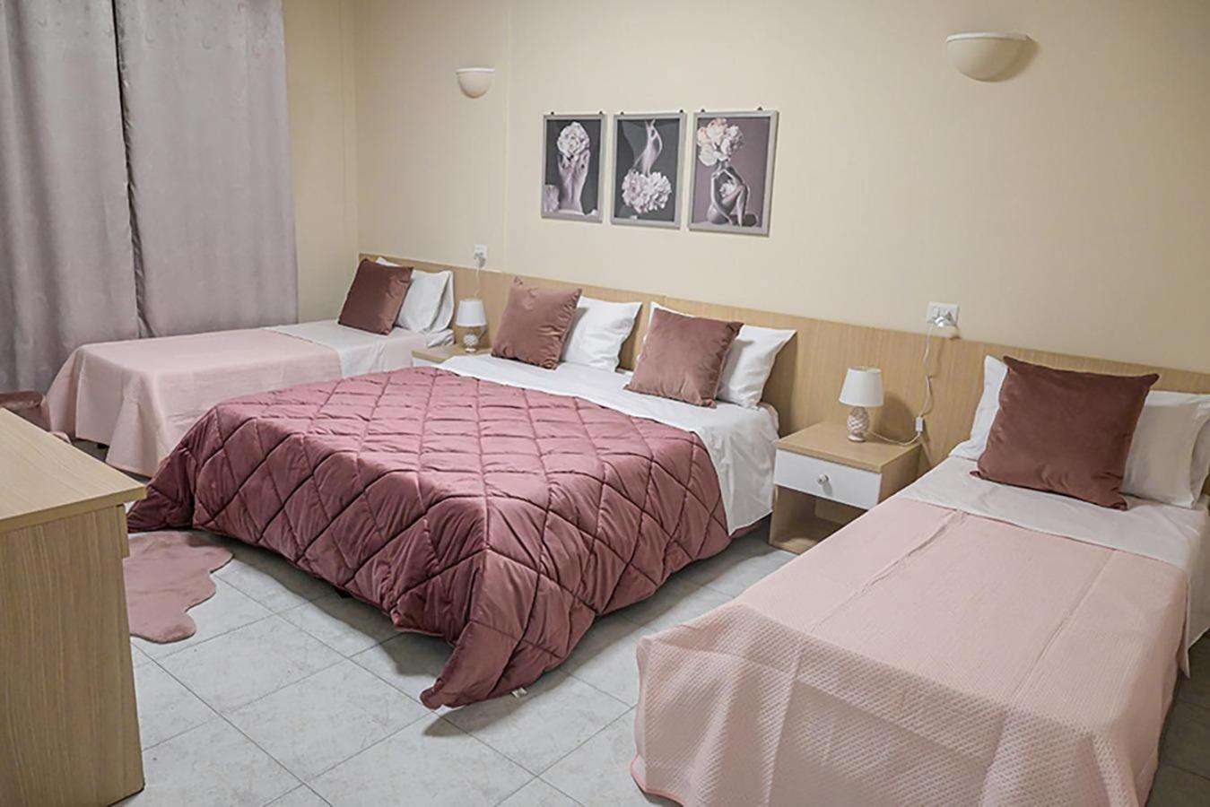 Suisse Hotel Caserta Luaran gambar