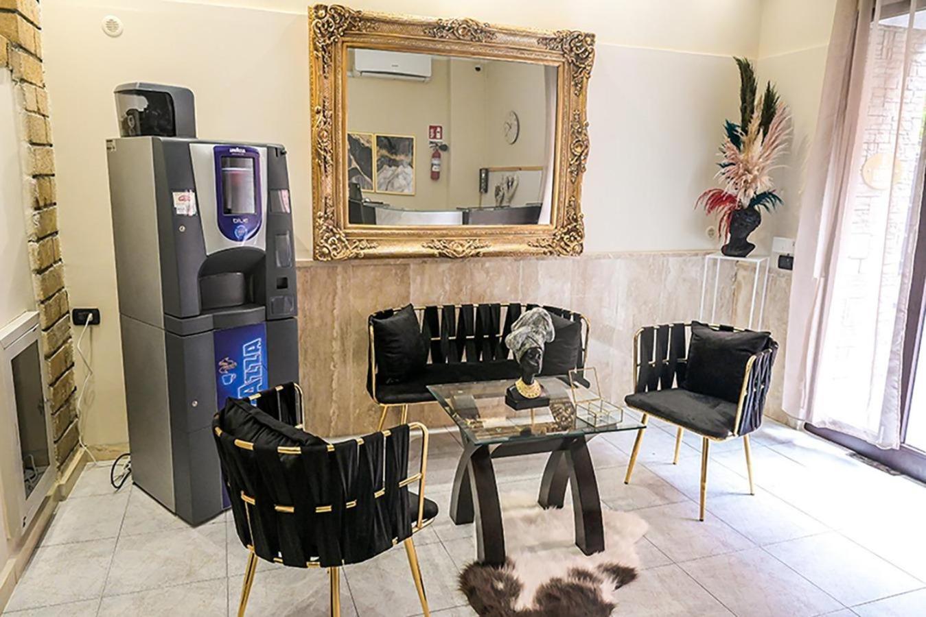 Suisse Hotel Caserta Luaran gambar